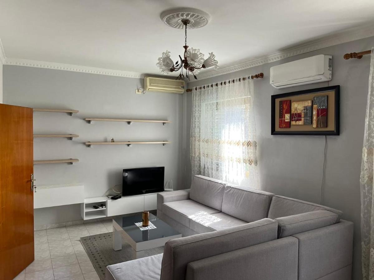 Daniela Aparment Apartment Shkoder Bagian luar foto